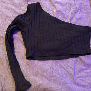 One arm black crop top